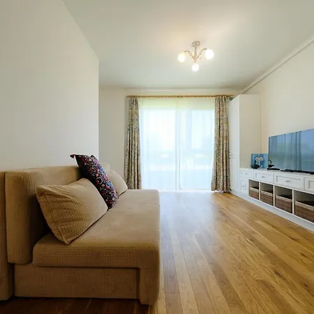 Grand Park Sapphire Iulius Mall Apartment